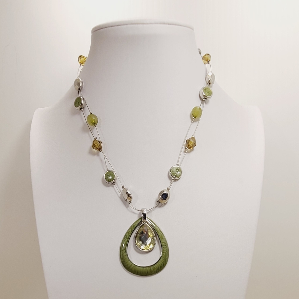 New York & Company Stran bead Necklace